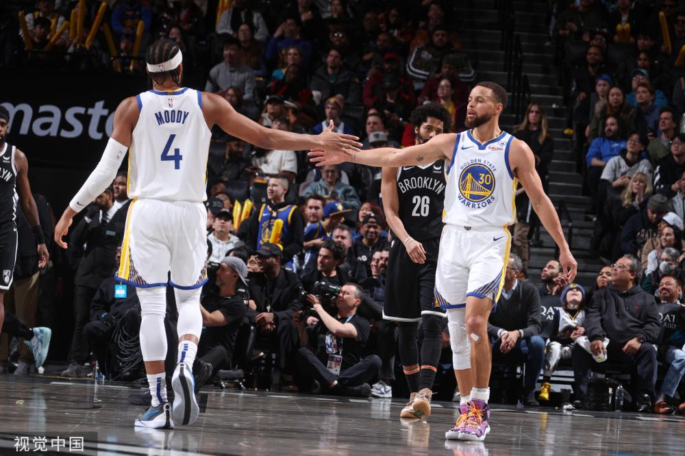 表现看字母 表现看字母